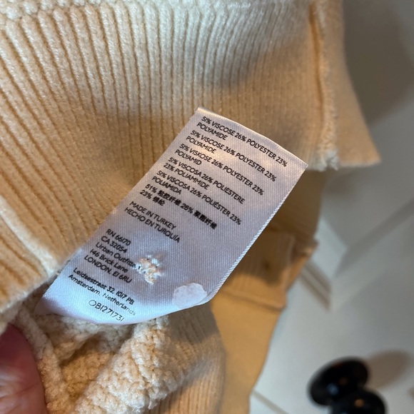 Free People Denson Cable Vest - Picture 3 of 11